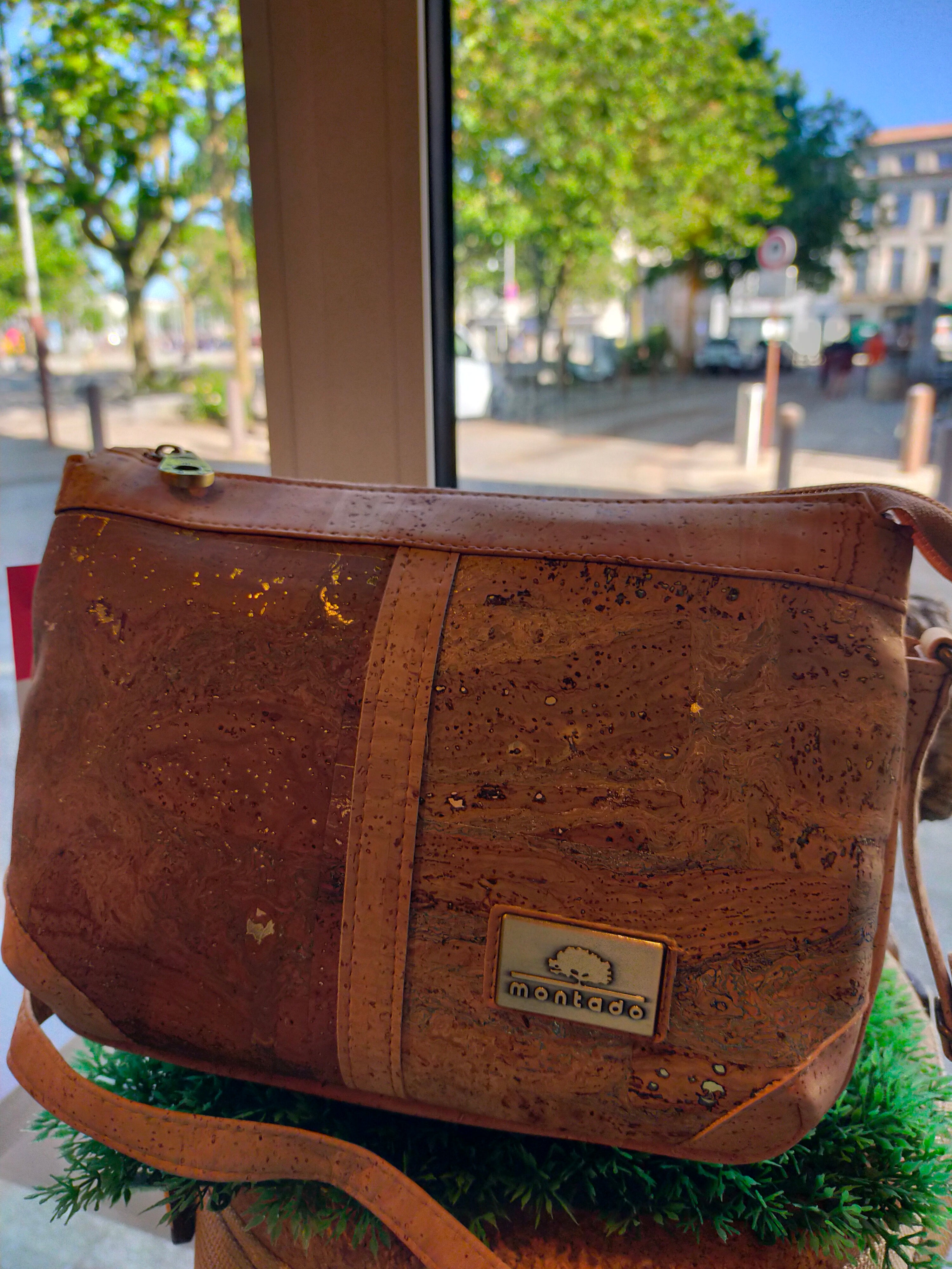 Sac bandoulière en liège double poches